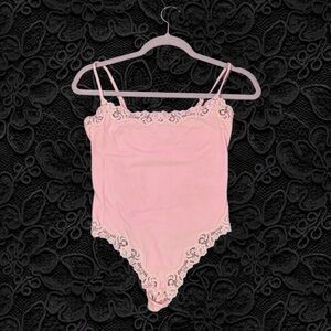 Skims Light Pink Lace Bodysuit🌸